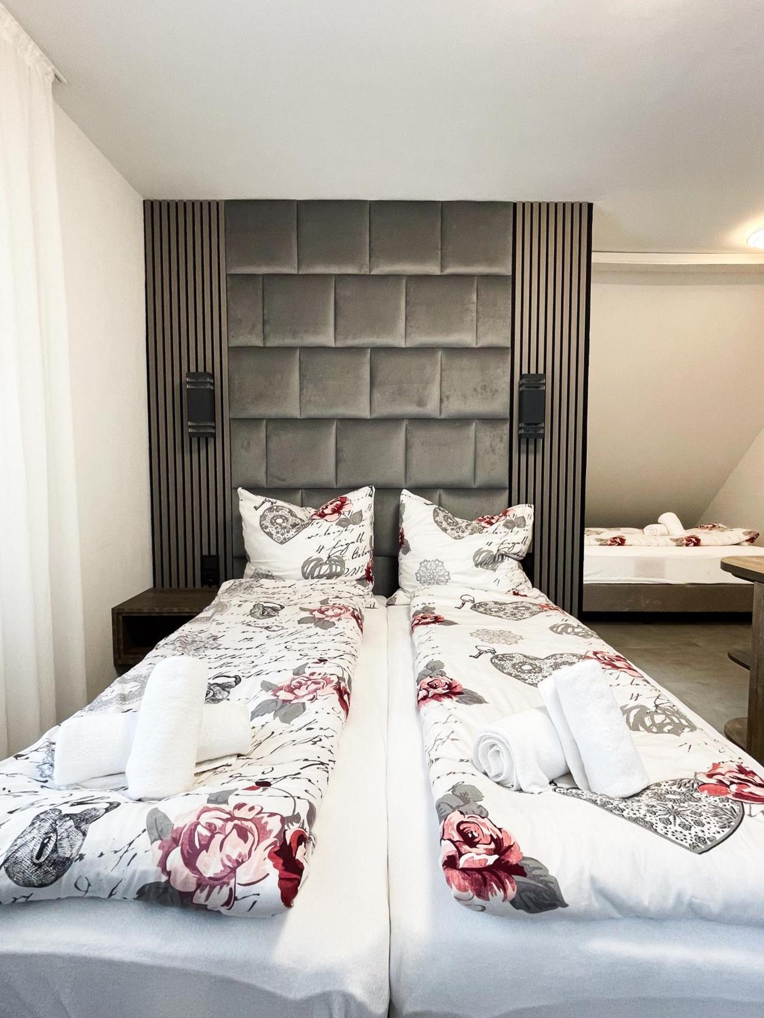 Hotel Loewenstein Lich Eksteriør bilde